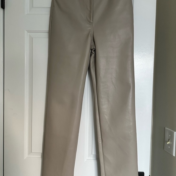 Aritzia Melina Super High Rise Leather Pant - Picture 4 of 8